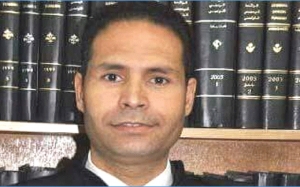 رئيس جمعية المحامين الشبان عادل المسعودي لـ«المغرب»:  «العميد يعمل على تجميد الجمعية لإرضاء أهواء جهة معينة»