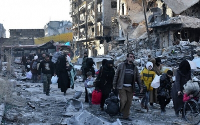 سوريا:  إجلاء الآلاف من حلب وتصويت أممي مرتقب لإرسال مراقبين دوليين