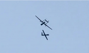 مسيّرات الإحتلال الإسرائيلي تحلق فوق بيروت وتلقي قنابل صوتية بالجنوب