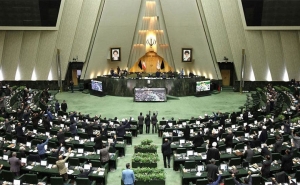 غدا يصوت الإيرانيون لانتخاب برلمان جديد: المشهد الإيراني والتغيرات المقبلة