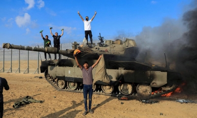 حماس تشن هجوما مباغتا و"إسرائيل" تقول إنها في "حرب"