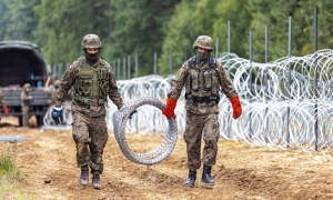 بولونيا تعزّز حدودها الشرقية في مواجهة خطر &quot;استفزازات&quot; روسية وبيلاروسية
