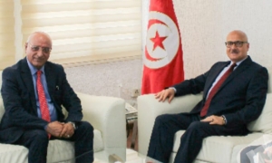 إنقاذ موسم الزراعات الكبرى وإمكانية مراجعة سلم المحروقات في قطاع الصيد البحري محور لقاء بلعاتي ببن عياد