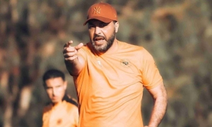 الشعباني يقود نهضة بركان لنهائي كأس الكونفدرالية