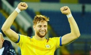 فخر الدين بن يوسف يقترب من الرحيل عن بيراميدز