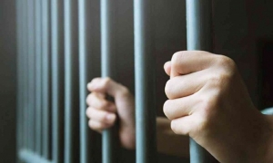 أحكام بالسجن ضد معطّلين وأستاذ في قفصة: فرع رابطة حقوق الانسان يشكّل مرصدا لمتابعة سلامة الاجراءات
