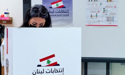 مع أزمة محتدمة وانهيار مالي وآمال بالتغيير: اليوم اللبنانيون ينتخبون برلمانا جديدا