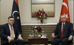 ليبيا:  خفايا دعوة السراج وباشاغا وقادة المجموعات المسلحة لزيارة تركيا 