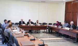لجنة المالية والميزانية تنظر في عدد مقترحات القوانين وتؤكد على:  ضرورة تدارك التأخير في إصدار الأوامر الترتيبية المتعلقة بتنفيذ قانون المالية لسنة 2026