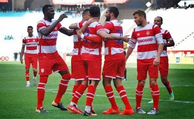فيما تسبح الأندية في تيار المتاعب المالية وخطايا «الفيفا» وأزمة البنية التحتية: الجامعة: الميركاتو الصيفي سيكون بداية من 15 سبتمبر ويمتد 4 أشهر