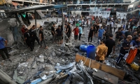 إسرائيل تقتل 53 فلسطينيا بقصف منازل ومراكز إيواء