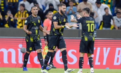 بنزيمة مجدداً.. اتحاد جدة يعبر الشرطة ويواجه الهلال في ربع النهائي