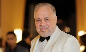 الممثل أشرف زكي  يتحصل على جائزة الدولة التقديرية