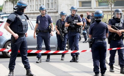 فرنسا – هجمات عنيفة متكررة على أعوان الشرطة: الجريمة المنظمة تشهر الحرب ضد الدولة