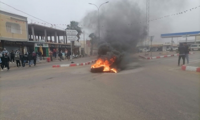 بينهم شاب وُصفت حالته بالخطيرة: إصابات في مواجهات المزونة