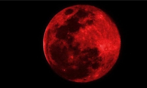 خسوف كلي للقمر اليوم