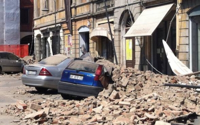 زلزال ايطاليا : حوالي 24 ضحية و100 مفقودين