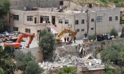 قوات الإحتلال الإسرائيلية تهدم منازل فلسطينيين بالقدس