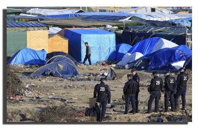 وسط جدل كبير:  فرنسا تبدأ إخلاء «كاليه» أكبر مخيّم عشوائي في البلاد