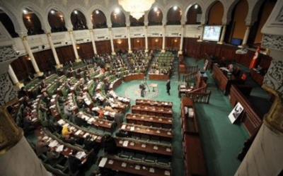 نواب الشعب عقب خطاب رئيس الحكومة يوسف الشاهد: لا بد أن تستمر الحكومة في محاربة الفساد