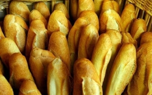 رئيس منظمة إرشاد المستهلك يستنكر تواصل أزمة الخبز في تونس