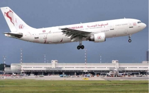 مقابل تراجع حركة الطائرات بالمطارات التونسية بأكثر من 9 %:  ارتفاع حركة العبور الدولية عبر الأجواء التونسية بـ 20 %