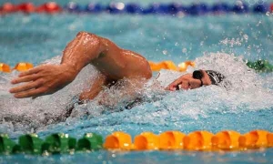 بعد توفير الاعتماد المالية المنتخب التونسي السباحة يشارك في البطولة العربية