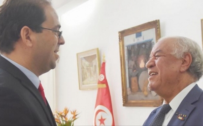في إطار الإعداد لزيارته المرتقبة.. الشاهد يلتقي سفير الجزائر بتونس