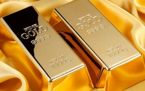 الذهب يتجه لتحقيق أكبر مكسب شهري منذ مارس