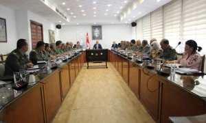 وزير الفلاحة يوصي بمزيد اليقظة لحماية غاباتنا من الحرائق خلال هذه الصائفة