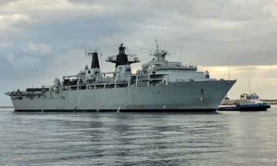 البرلمان الأيرلندي يوافق على نشر سفينة حربية لفرض حظر أسلحة على ليبيا