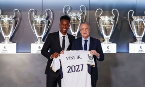 ريال مدريد يمدد عقد فينيسيوس جونيور حتى 2027.