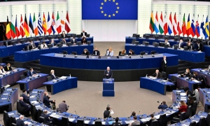 رفع الحصانة عن اثنين من أعضاء البرلمان الأوروبي