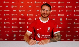 ليفربول يتعاقد رسمياً مع الأرجنتيني ماك أليستر