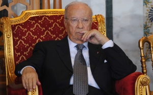 في انتظار عودة رئيس الجمهورية:  رئيس الحكومة يتجه نحو رفض خطة رئيس الهيئة السياسية لحركة نداء تونس