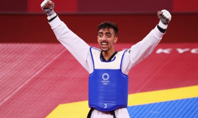 محمد خليل الجندوبي يُتوّج بجائزة أفضل لاعب عربي
