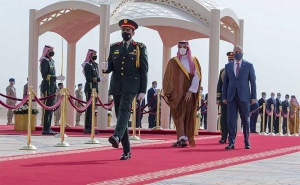 زيارة الكاظمي إلى الرياض والقمة الثلاثية المرتقبة: مساع لتحقيق توازن في علاقات العراق مع دول الجوار والمنطقة العربية