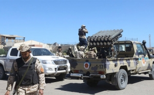 وسط اتهامات متبادلة بين حفتر والسراج:   العاصمة الليبية طرابلس على عتبة الحرب الأهلية