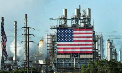 إدارة معلومات الطاقة الامريكية ترفع توقعات أسعار النفط في 2023