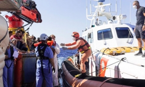 وصول نحو خمسة آلاف مهاجر إلى السواحل الإيطالية في جانفي
