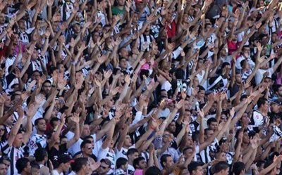 النادي الصفاقسي الجماهير تطالب برفع «الويكلو»