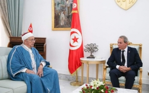 رئيس الحكومة يلتقي مفتي الجمهورية التونسية