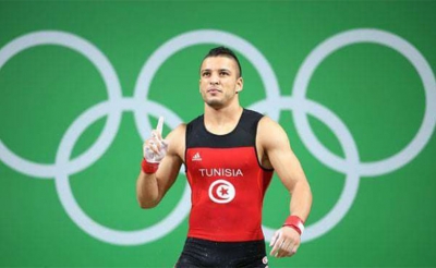 المنتخب الوطني لرفع الأثقال عالق بأذربيجان والسلطة لا تحرك ساكنا