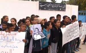 القصرين:  مسيرات احتجاجية و التهديد بإضراب عام في ماجل بالعباس إثر وفاة تلميذ بـ «البوصفير» الكاف :  حلول جديدة للعمال ولصاحب المصنع