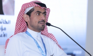 مرايا وشظايا :كان "نجم" معرض تونس الدولي للكتاب: أسامة المسلم... ظاهرة أدبية أم "موضة" عابرة؟