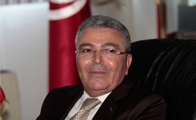 عبد الكريم الزبيدي يشارك في الاستحقاق الرئاسي المبكر: بعد الترشح اي إستراتيجية سيتبعها في الحملة ؟؟