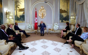 في أول زيارة رسمية إلى تونس:  رئيس «الكاف» يدشّن دار الحكم ويؤكد دعمه للرياضة التونسية