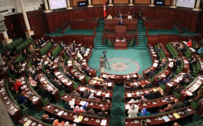 مكتب البرلمان يعاين اول استقالات للنواب