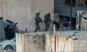 إسرائيل تقتل فلسطينيا خارج المناطق الخاضعة لاحتلالها بغزة