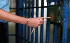ملف «الخلية الإرهابية بقليبية»:  7 بطاقات إيداع بالسجن وإبقاء 3 آخرين بحالة سراح